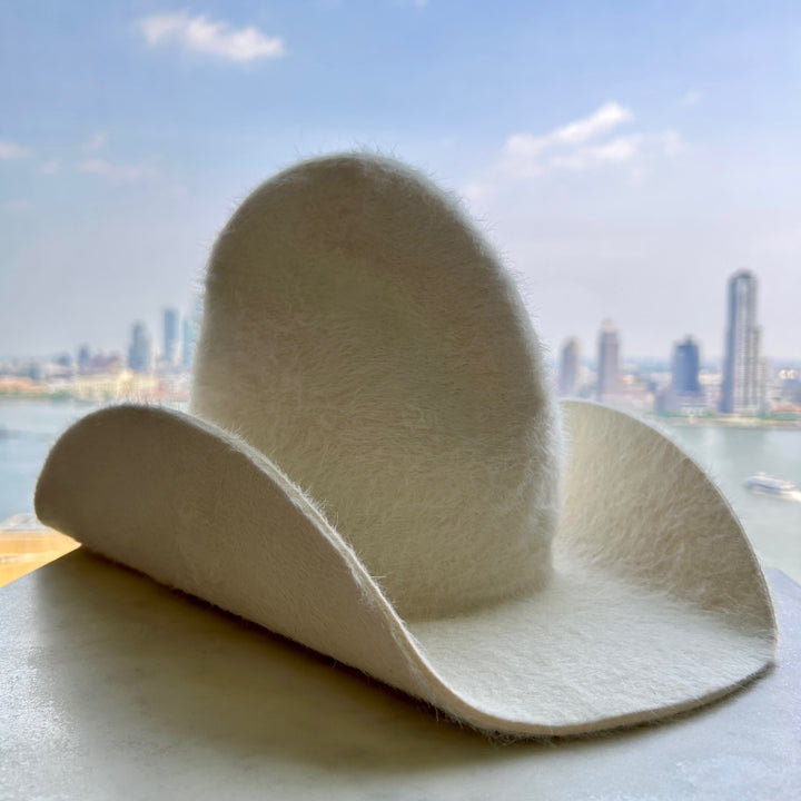 Khia Tullae Grizzly Buffalo Cowboy felt cowboy hat front - Grizzly Snow
