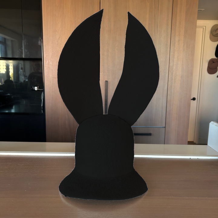 Khia Tullae Grizzly Bunny Lid hat in black felt, front view