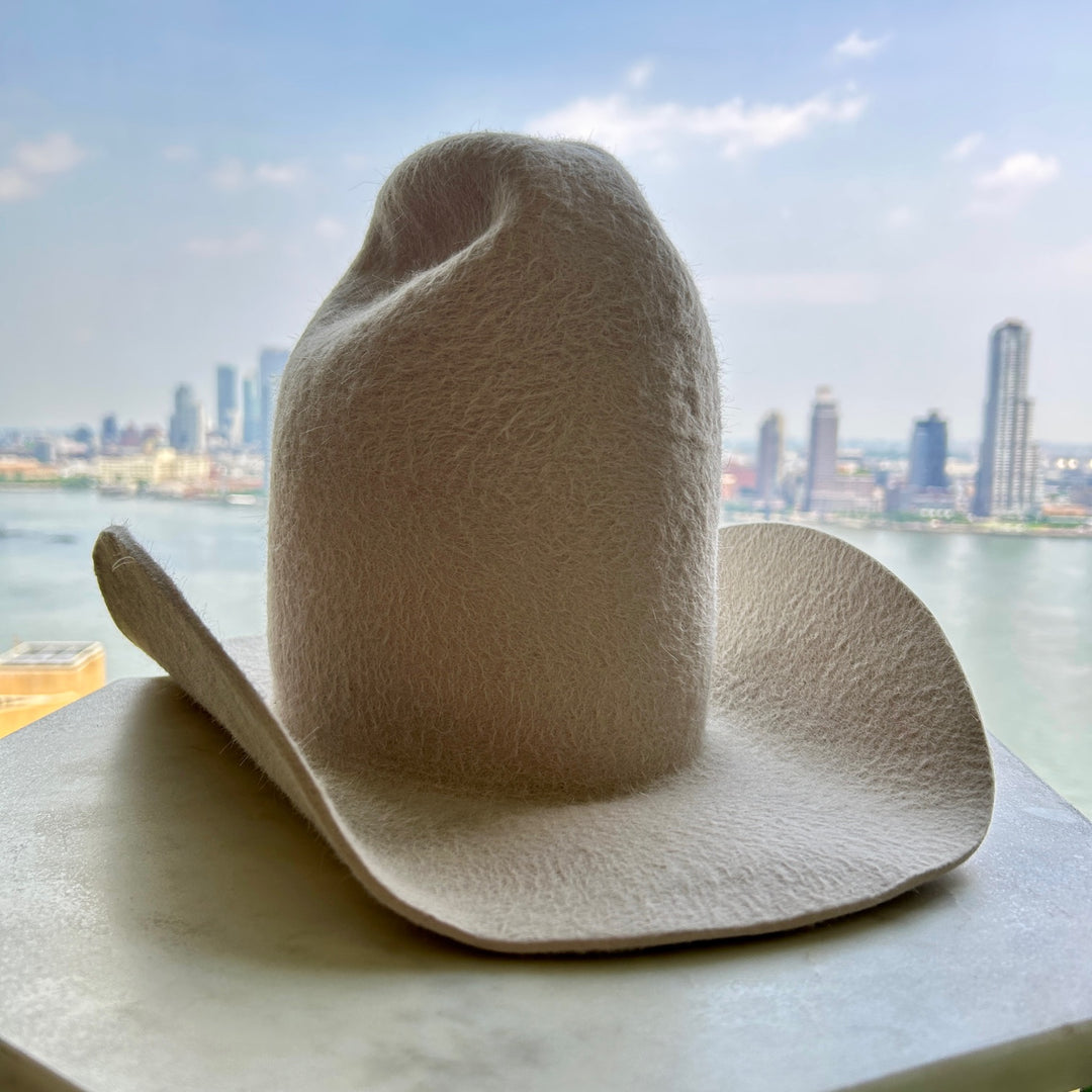 Khia Tullae Grizzly Urban Rodeo grizzly felt cowboy hat in Bone side 