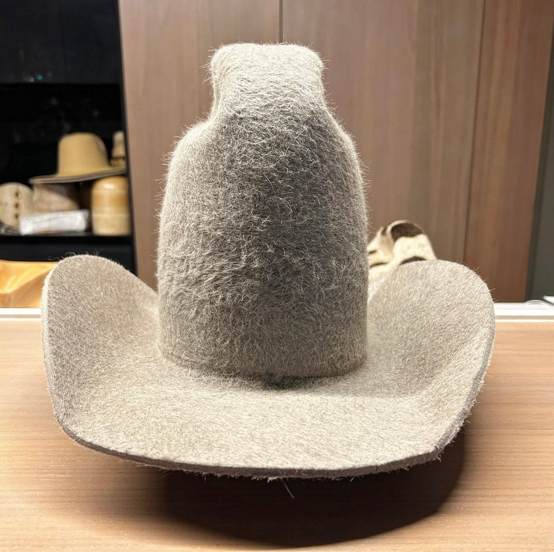 Khia Tullae Grizzly Urban Rodeo grizzly felt cowboy hat in Natural Grey side 