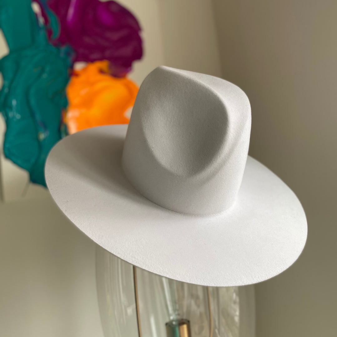 Khia Tullae The Nell fedora in silver belly, 100% wool, angled view