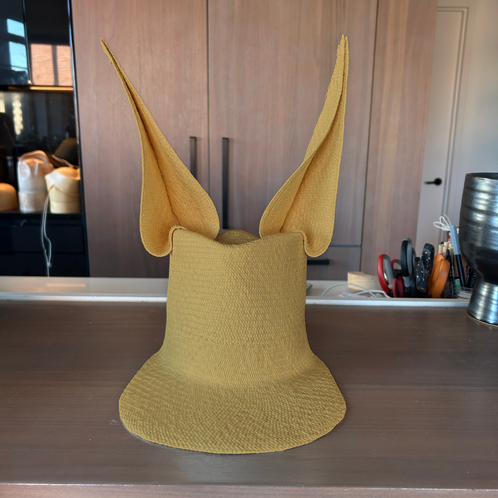 Khia Tullae Straw Bunny Lid toquilla straw bunny cap caramel - 6-inch crown

