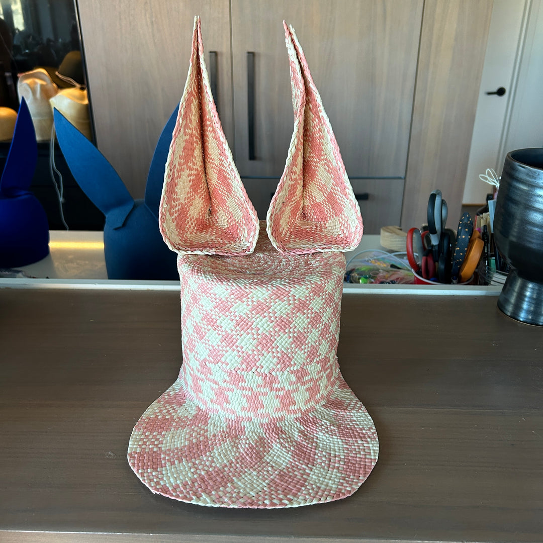 Khia Tullae Straw Bunny Lid toquilla straw bunny cap geometric print pink and natural - 6-inch crown
